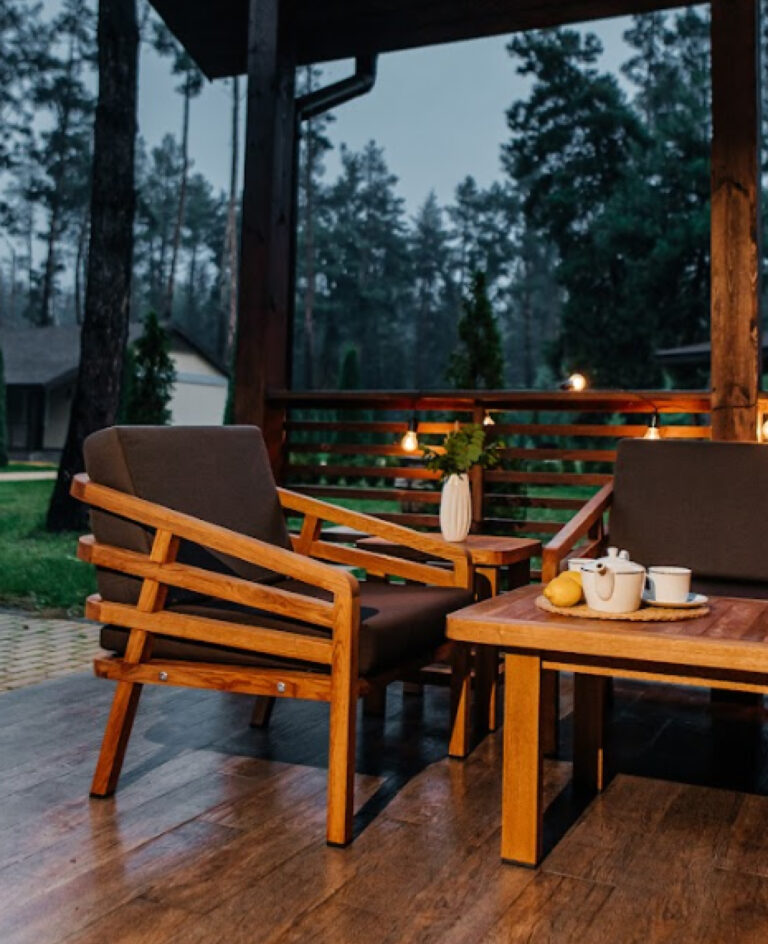 Меблі для кафе та ресторану